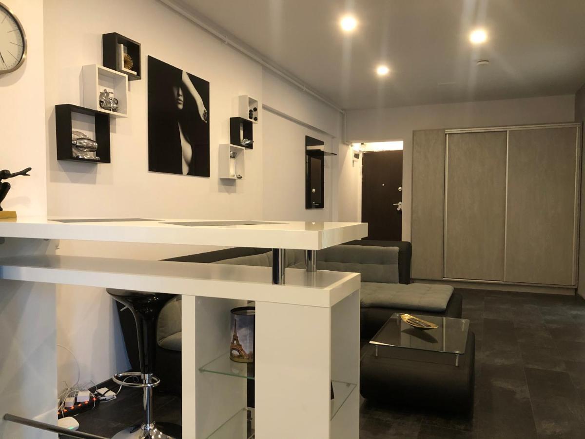 Stylish Westpark 2 Residence Lake View W8 Bükreş Dış mekan fotoğraf