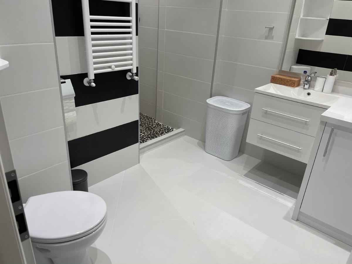 Stylish Westpark 2 Residence Lake View W8 Bükreş Dış mekan fotoğraf