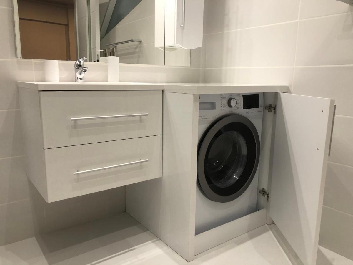 Stylish Westpark 2 Residence Lake View W8 Bükreş Dış mekan fotoğraf